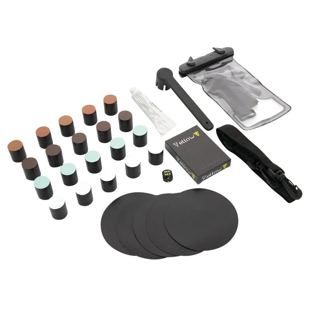Yellow V SUP kit, Glue, Pads 5x, Key, Pawns, Cards, thumbnail 1