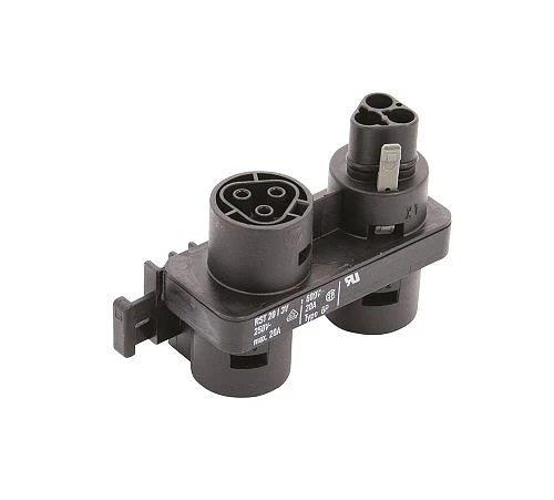 Quick Connect system splitter 1 to 3. Max. rating 16A thumbnail 1