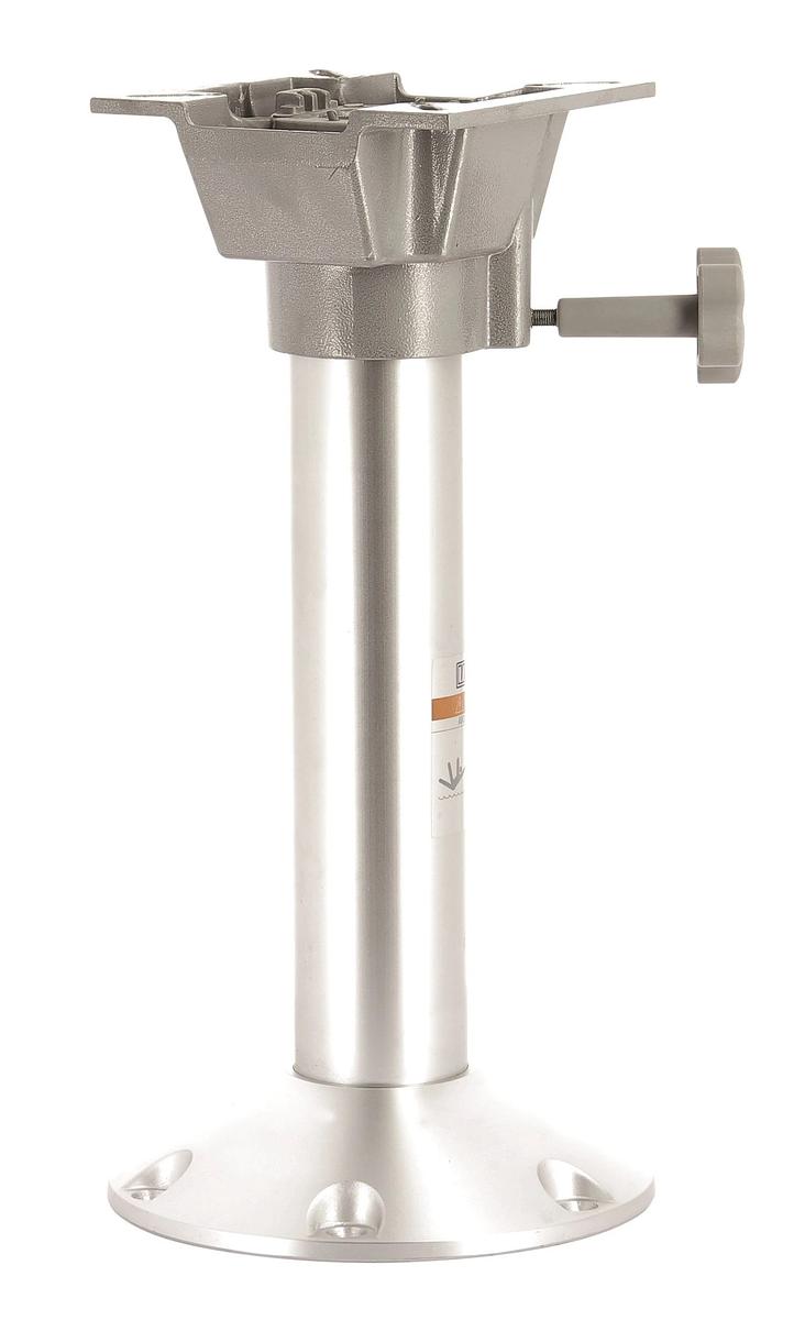 Pedestal with swivel